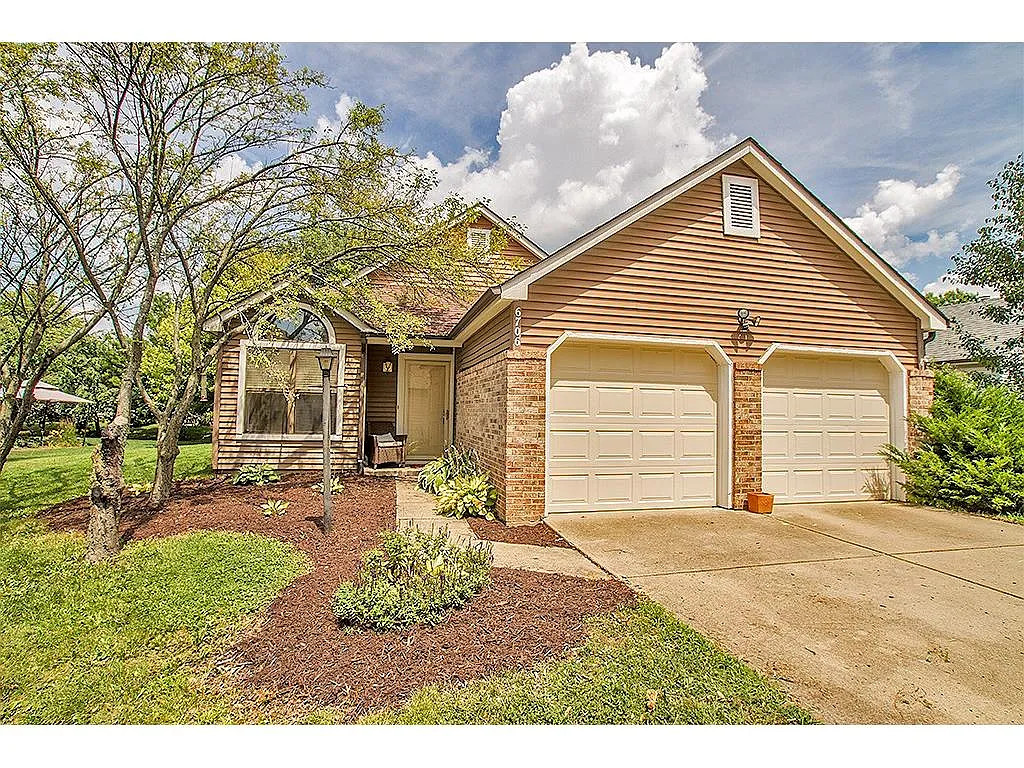 6706 Aintree Ct photo 1