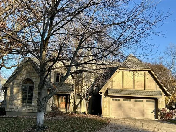 11021 W 122nd Ter, Overland Park, KS 66213