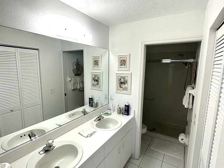 204 Silver Lake Dr #203 — Photo 8