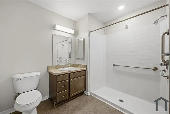 1200 Martin Luther King Jr Blvd — Photo 15