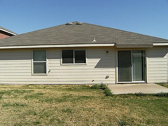 4th image of 9917 Sparrow Hawk Ln