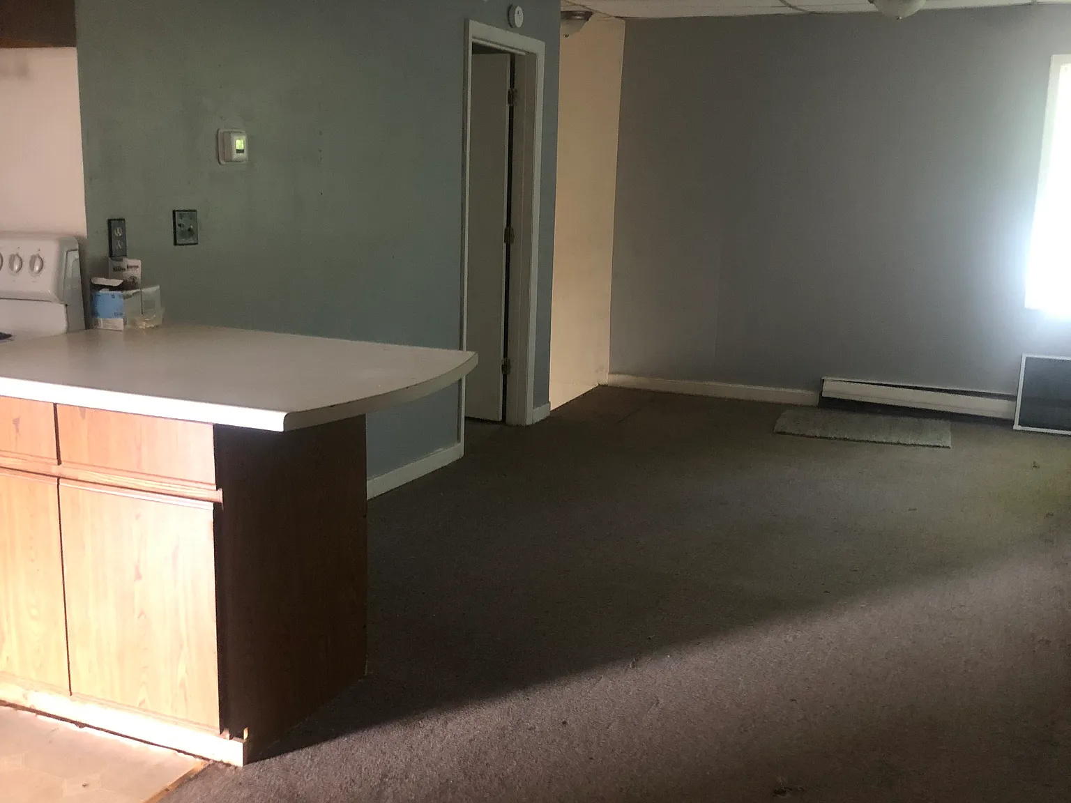 572 Main St — Photo 1
