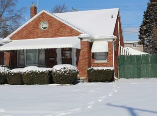 17857 Lincoln Ave, Eastpointe, MI 48021