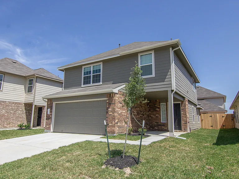 24522 Amaldi Ct — Photo 3