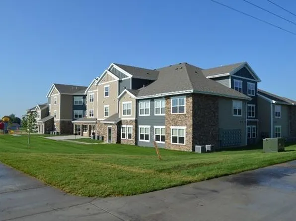 Yankton Heights Apartments