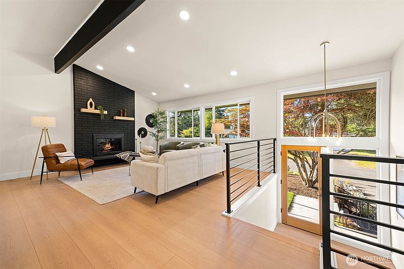 3rd image of 4204 219th Street SW