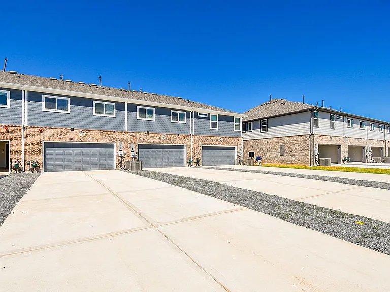 2910 Scanlan Mdw #18 — Photo 30