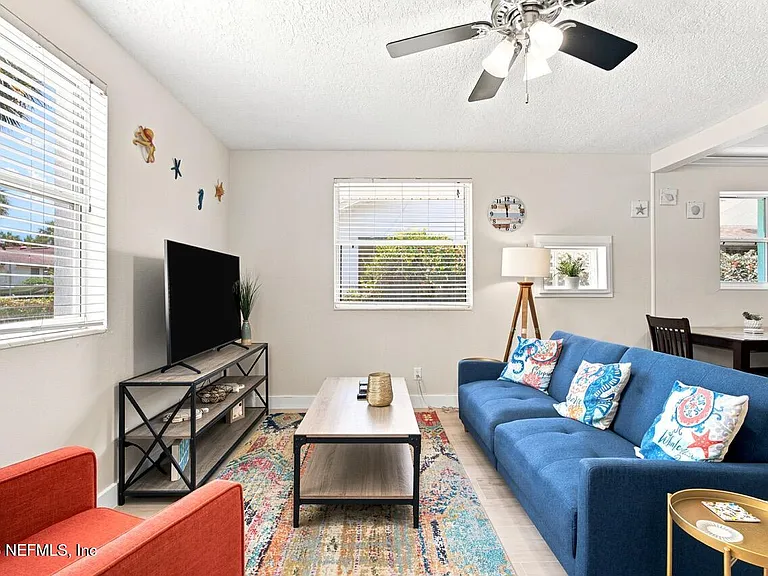 420 7th Ave S — Photo 3