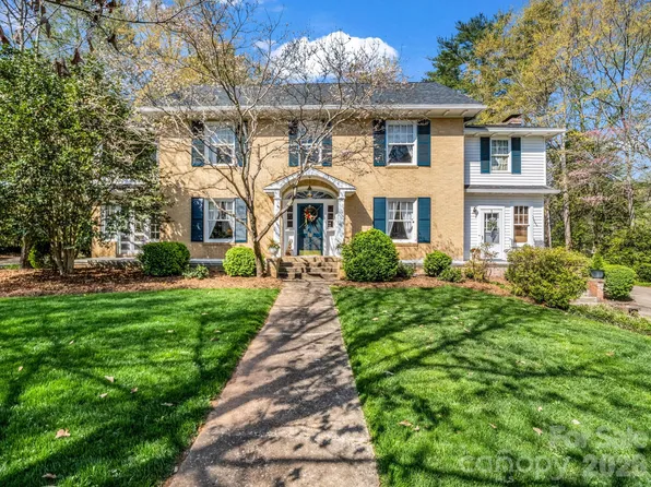 527 N Main St, Rutherfordton, NC 28139