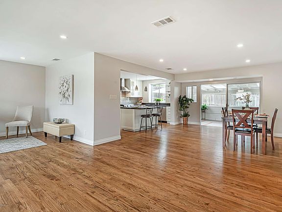 5th image of 4935 Briggs Ave