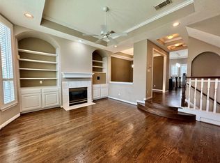 2213 Commonwealth St, Houston, TX 77006