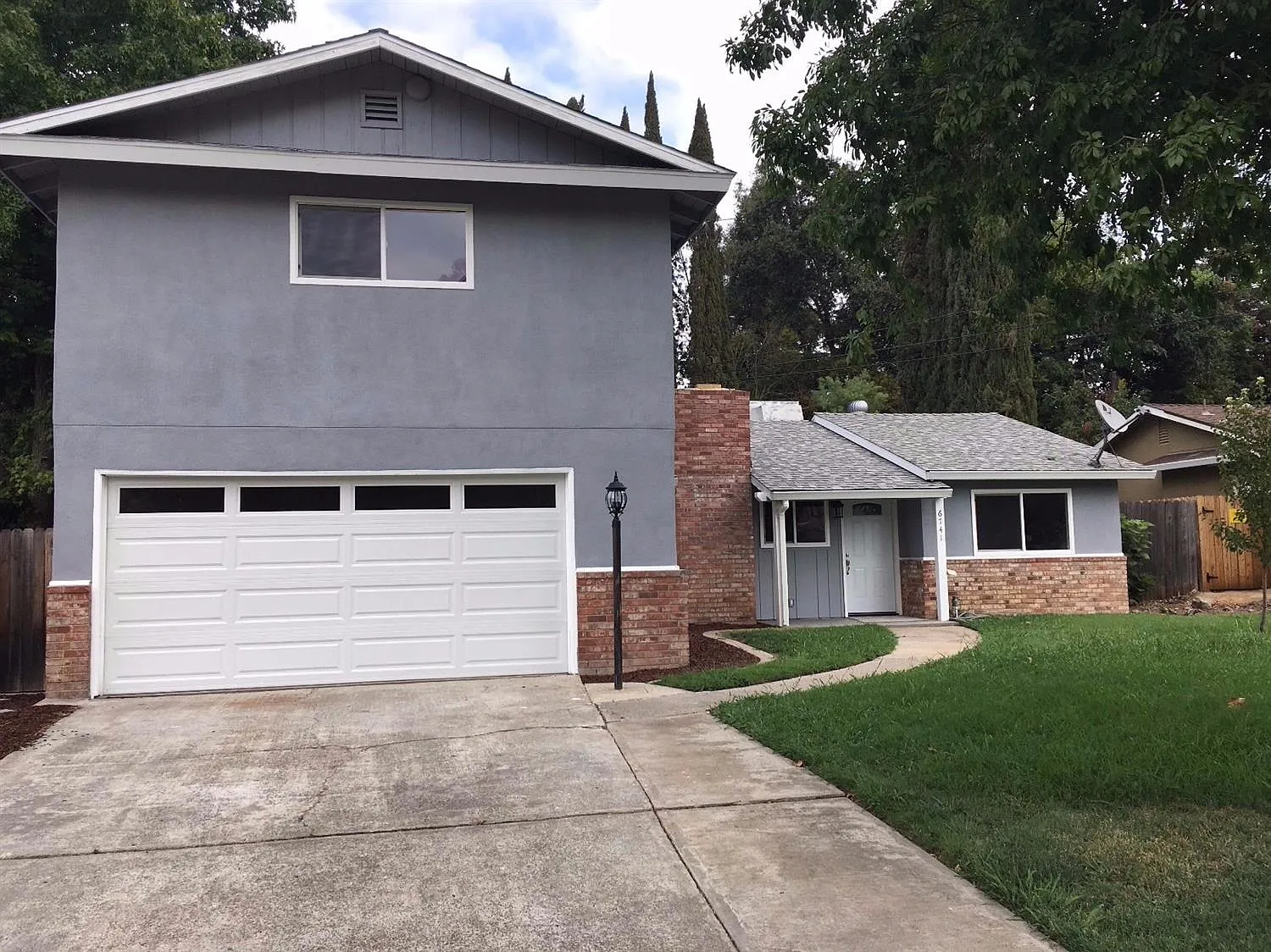 6741 Linda Sue Way photo 1