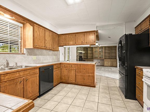 5th image of 5827 Newell St