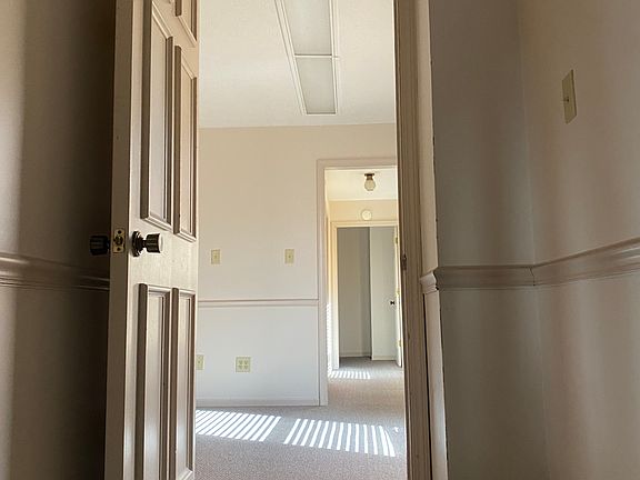 4th image of 109 W Water St #1