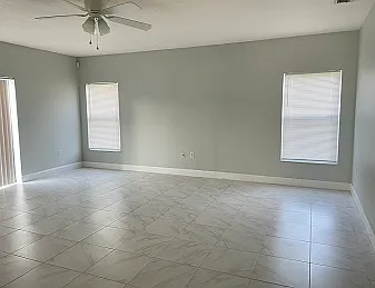 566 Eagle Ct — Photo 5