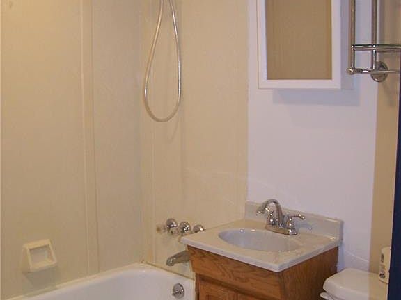 5th image of 42 Hanford St