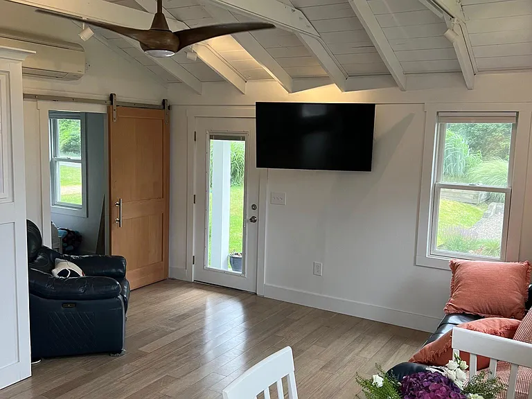 173 E Shore Rd — Photo 11