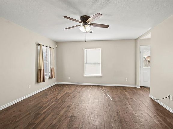 4th image of 9002 Aurora Park Lane
