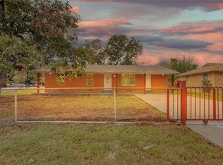375 Crenshaw Dr, Dallas, TX 75217