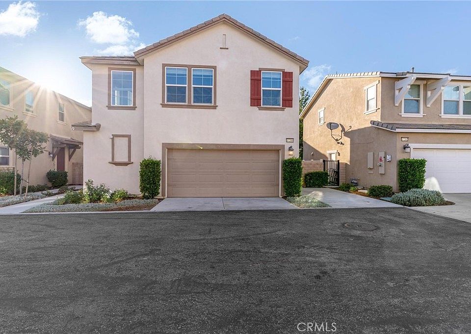 1st image of 17200 Pioneer Way