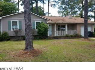 918 Rim Rd, Fayetteville, NC 28314