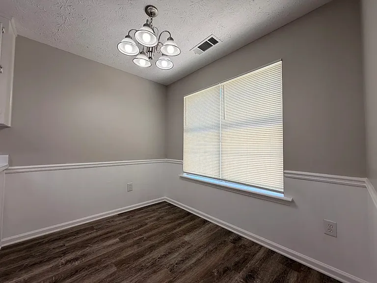 4192 Alaina Ave — Photo 7