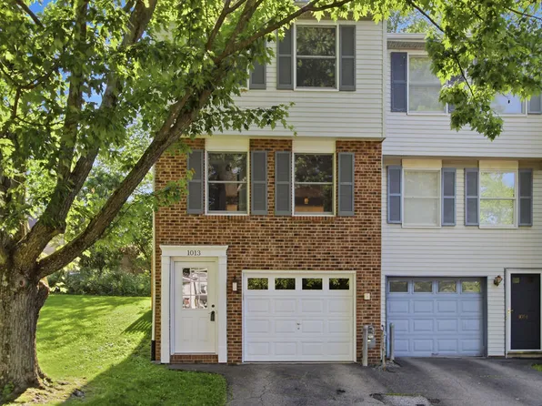 1013 Cottonwood Ct, Cranberry Township, PA 16066