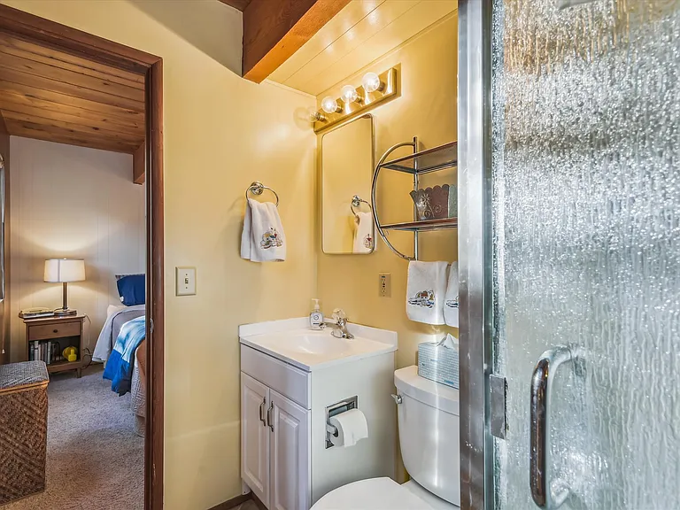 325 Snowbird Loop — Photo 20
