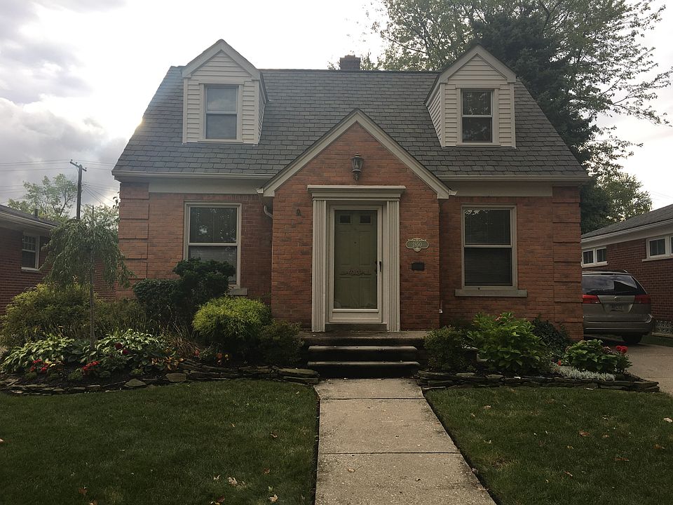 1st image of 2850 Parkwood St