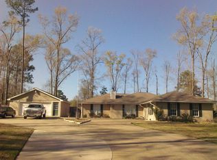 306 White Dove Dr, Lufkin, TX 75901