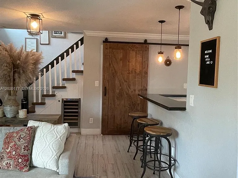 15824 SW 90th Ct — Photo 3