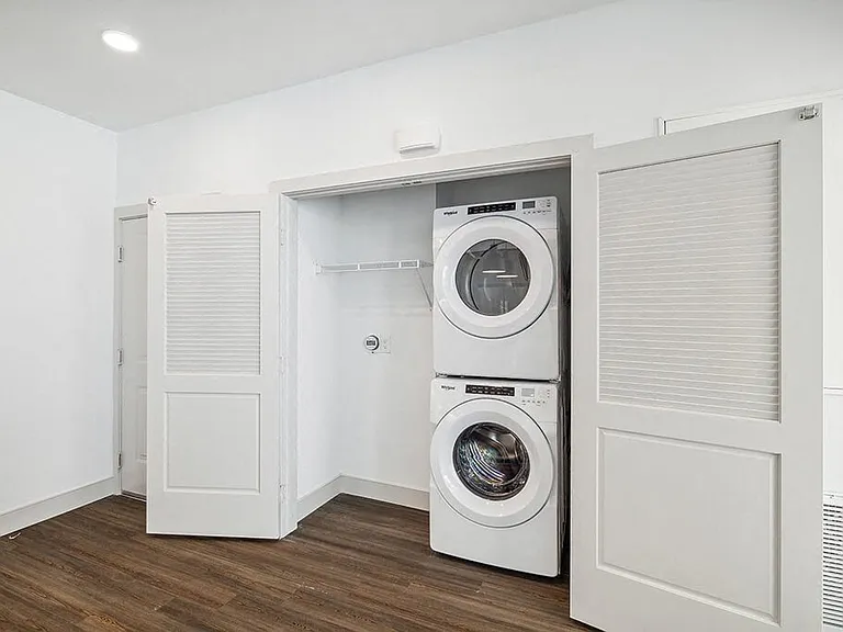 The Braydon Apartments — Photo 29