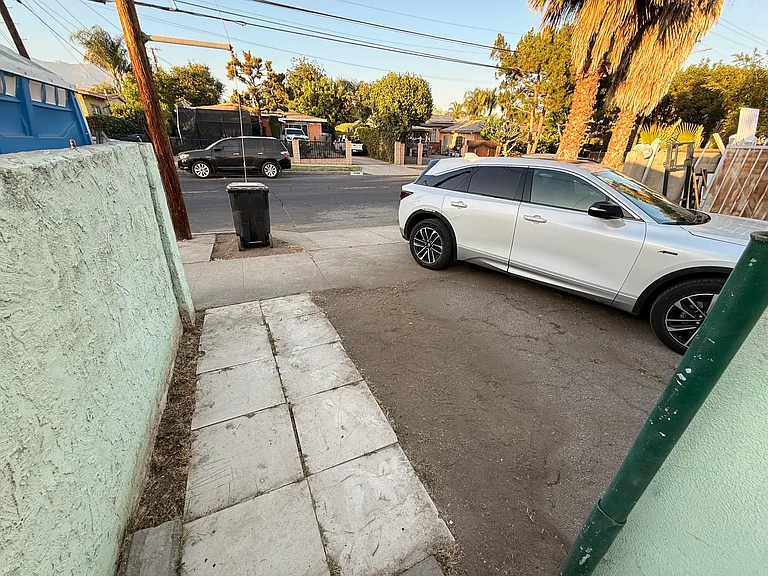 14231 Aztec St — Photo 11