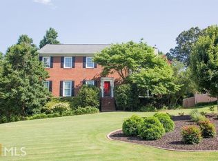 1220 Saint Ives Ct, Suwanee, GA 30024