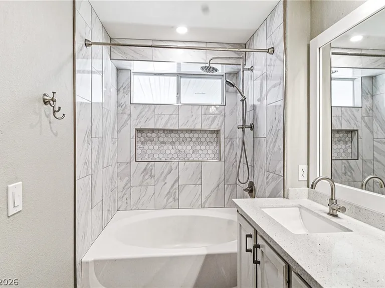 9523 Observer St — Photo 33
