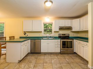 5 Seneca Ln, Plymouth, MA 02360