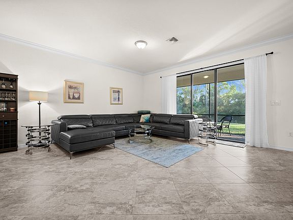 4th image of 12711 Cinqueterre Dr