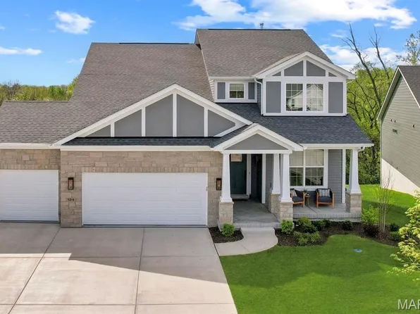 5019 Pacific Crest Trl, Cottleville, MO 63304