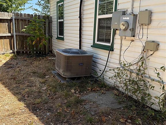 5th image of 148 Reed Ave