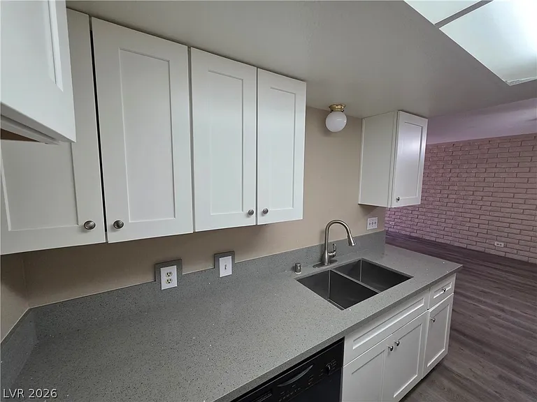 3009 Saint George St #F — Photo 26