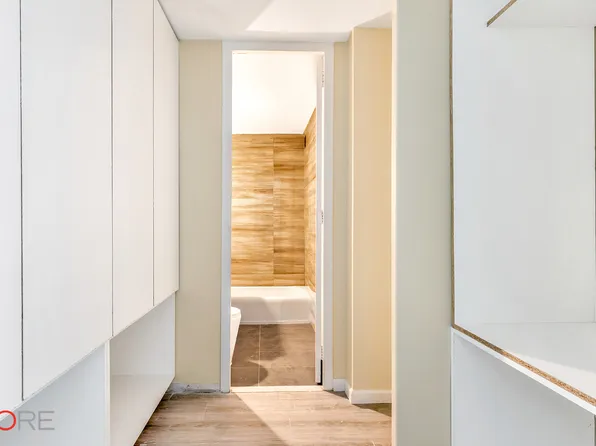 343 East 30th Street 1G image 2 of 4