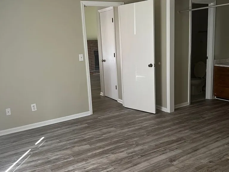 5300 Dandelion Dr — Photo 18