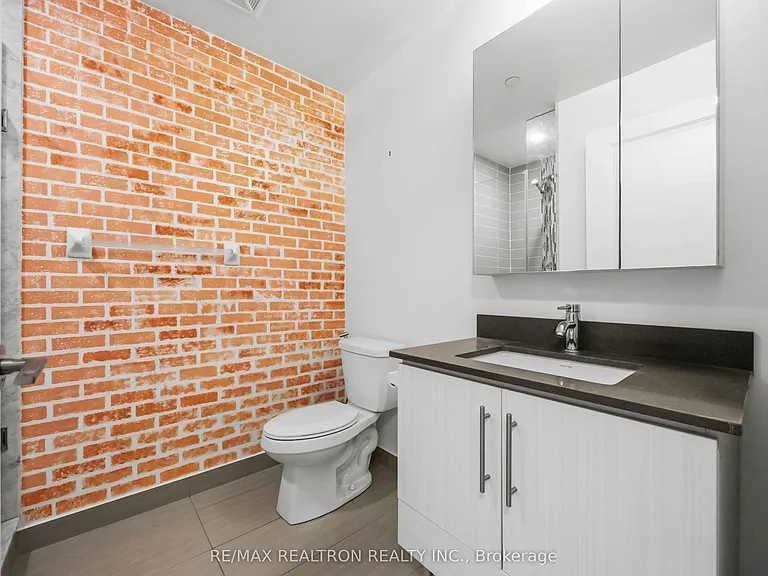 55 Oneida Cres #1904 — Photo 20