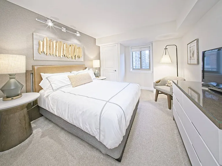Furnished Unit (30-Day Stay Available)