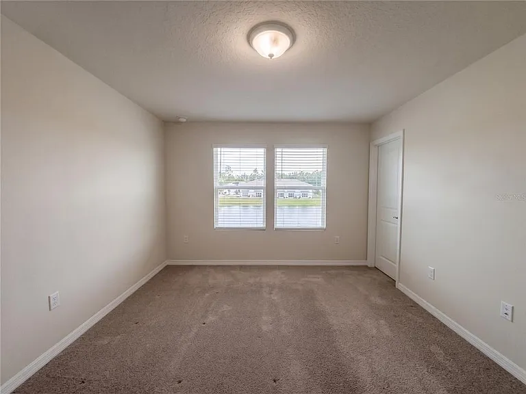 4556 Sparkling Shell Ave — Photo 8