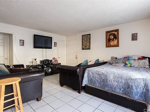 3rd image of 8800 Cedros Ave APT 125