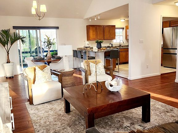 4th image of 2179 Yardarm Dr