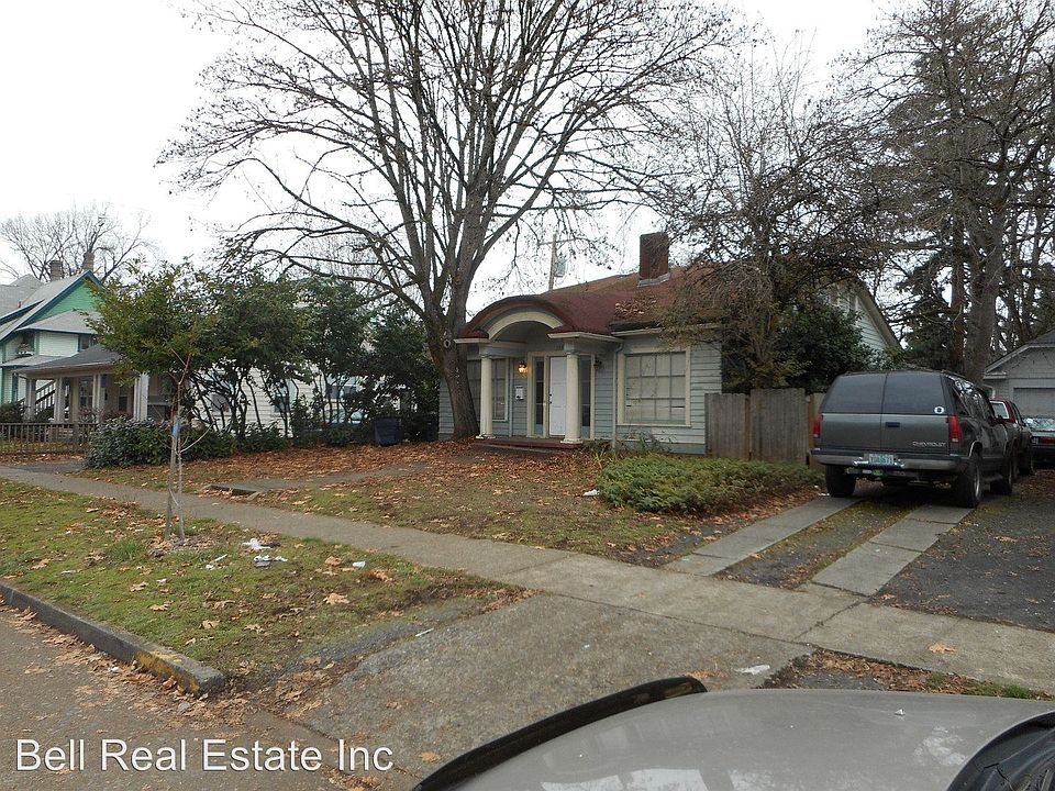 2nd image of 1359 Mill St