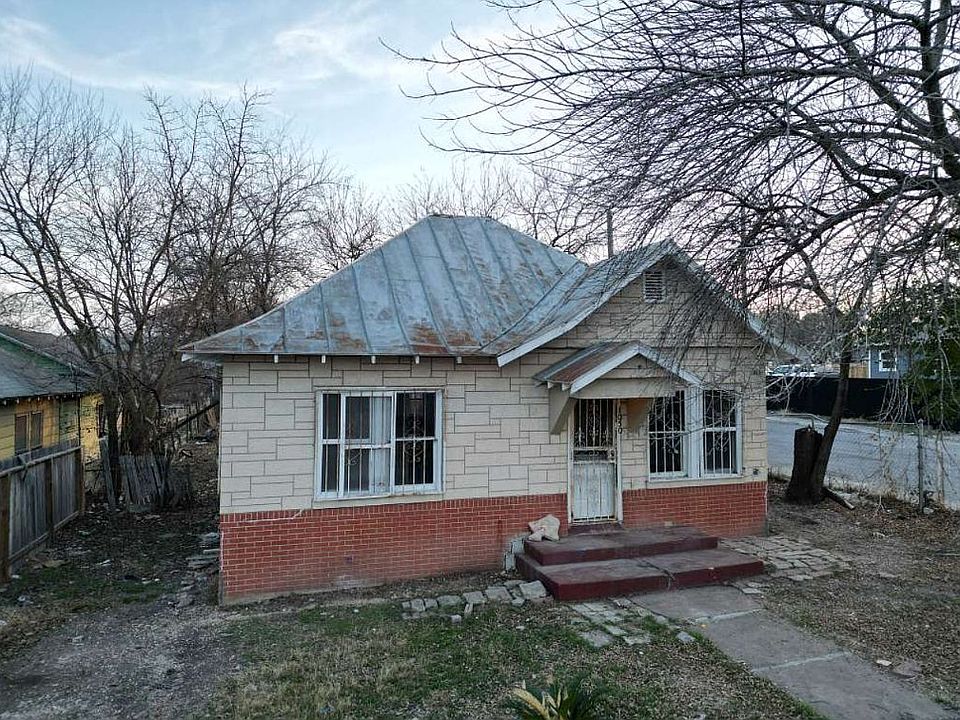 1st image of 1050 Waverly Ave