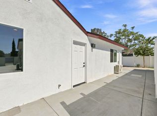 11919 Burton St, North Hollywood, CA 91605